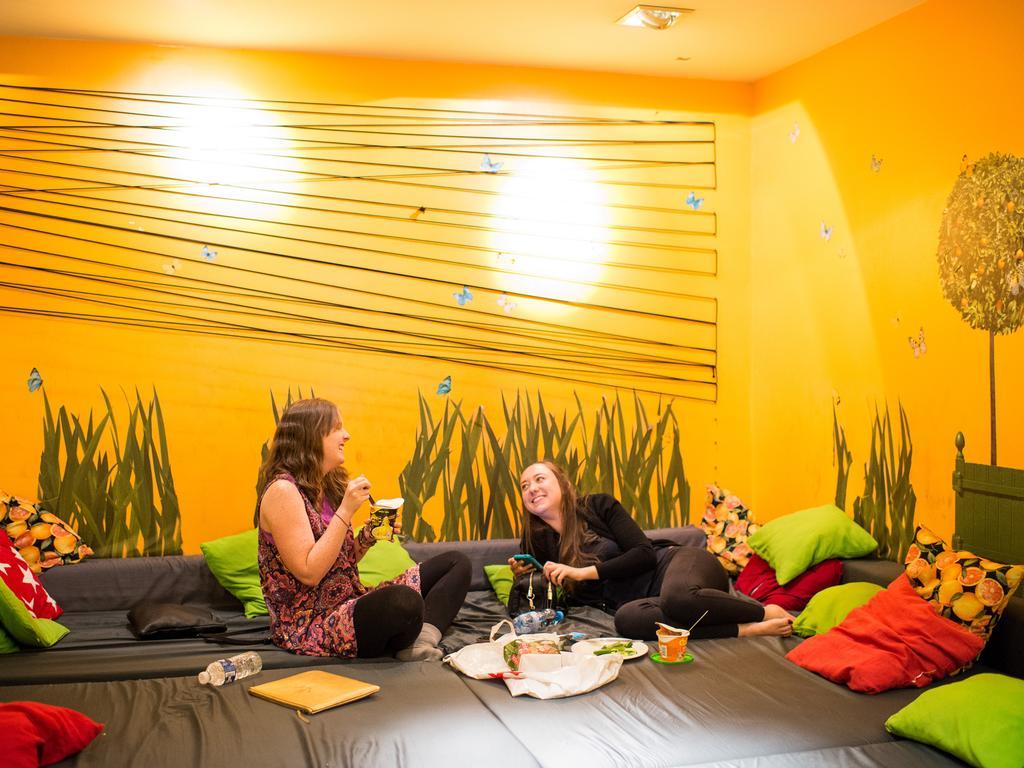 Wombats Hostel Vienna The Lounge Extérieur photo