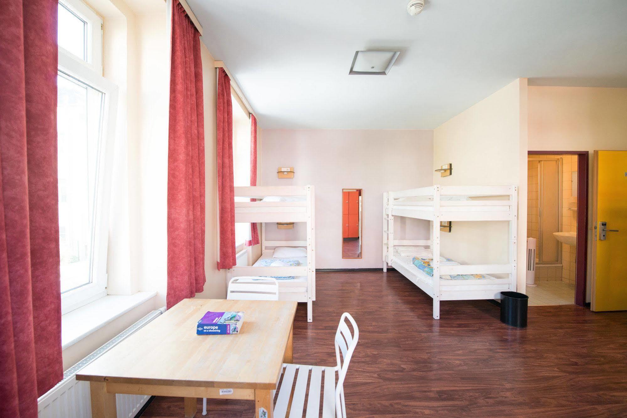 Wombats Hostel Vienna The Lounge Extérieur photo
